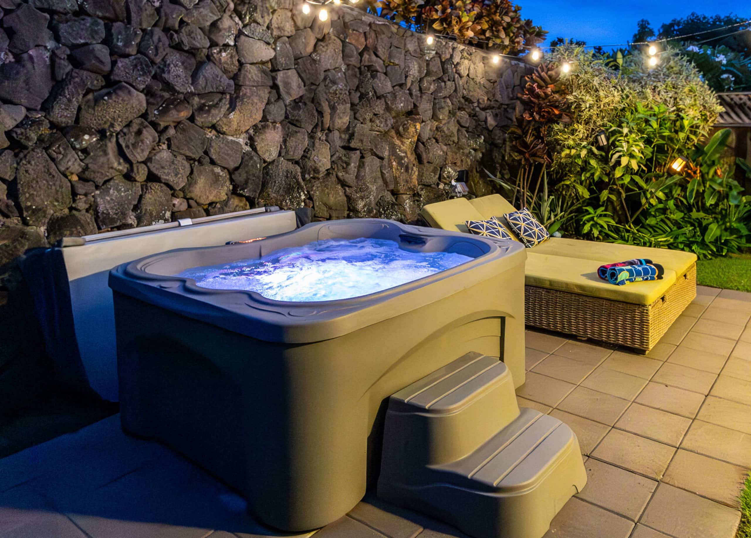 Home in Kailua-Kona · ★5.0 · 2 bedrooms · 3 beds · 2 baths - Image 24