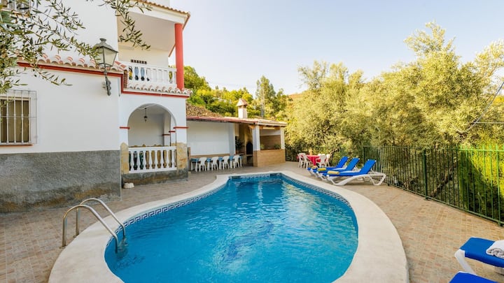 Parador De Los Olivos Sayalonga By Ruralidays - Cómpeta
