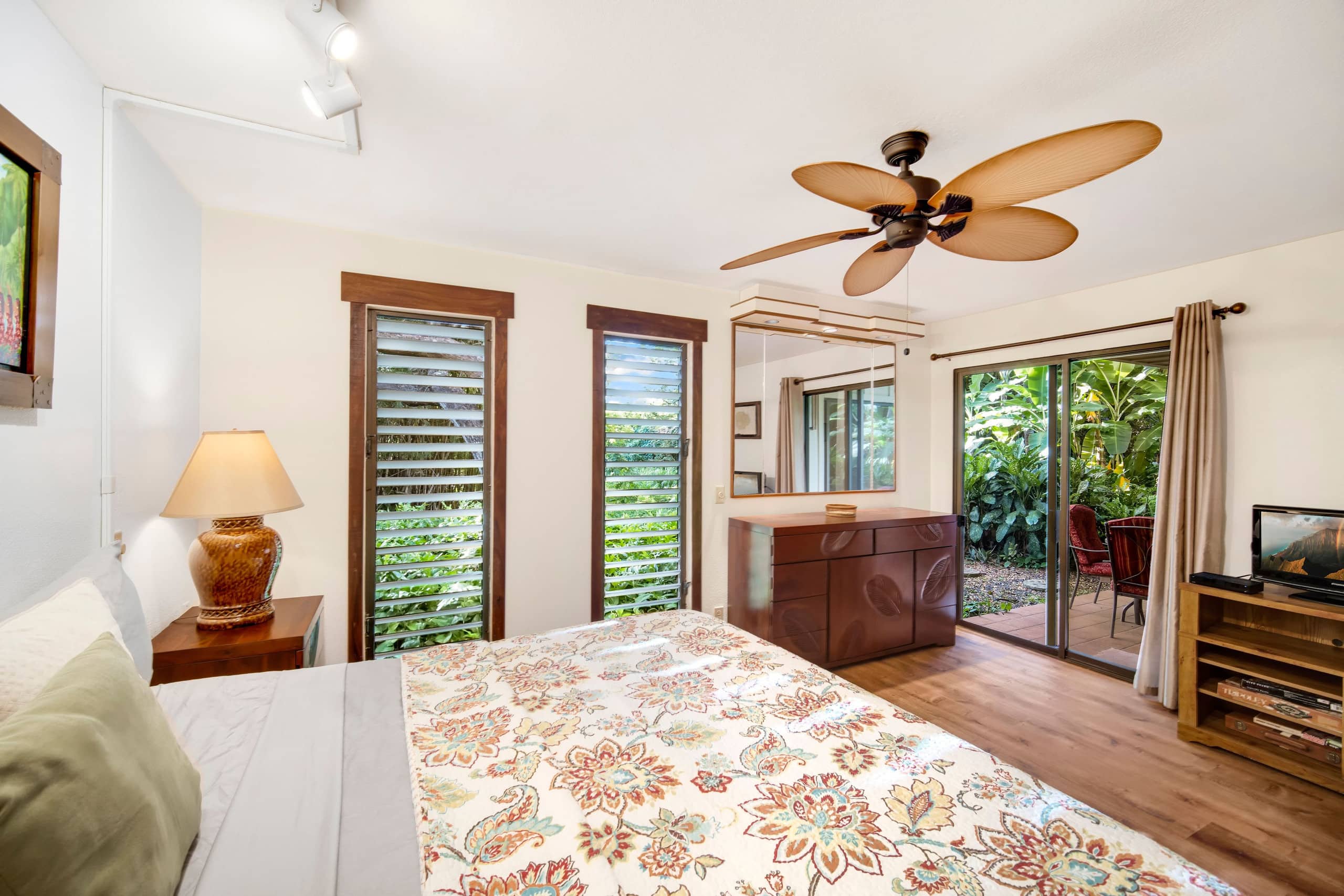 Condo in Koloa · ★4.67 · 1 bedroom · 2 beds · 1 private bath - Image 22