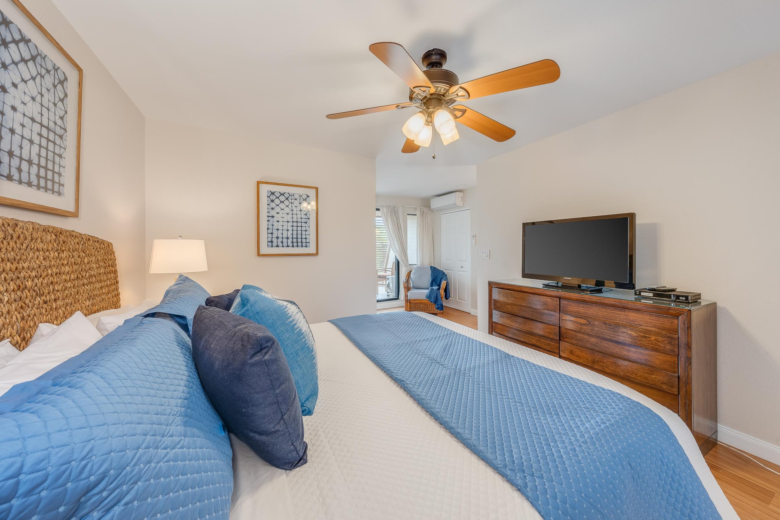 Condo in Kihei · ★4.88 · 2 bedrooms · 2 beds · 2 baths - Image 19
