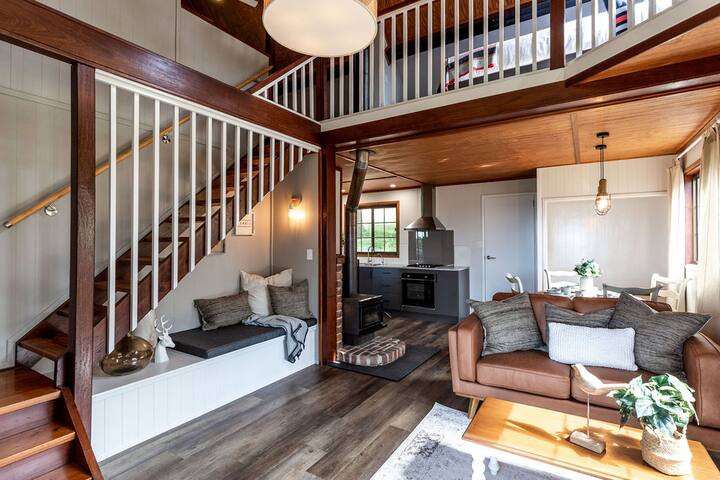 Cottage Three – Maleny Country Estate gallery image 3