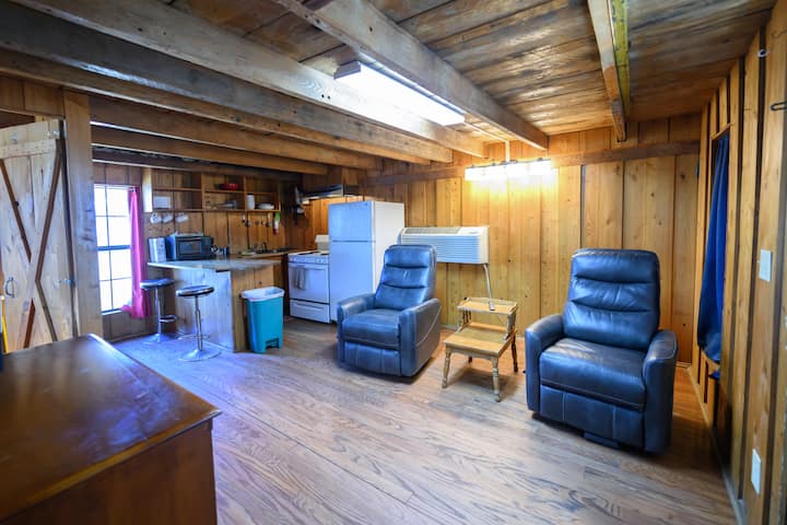 Cabin With Loft In Pecan Orchard On Lake Chicot - Harlow's Casino Resort & Spa