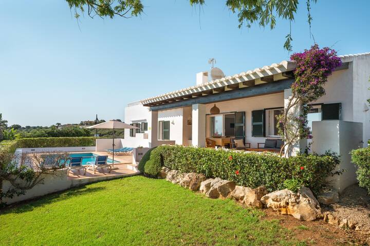 Bini S Aigo gallery image 3