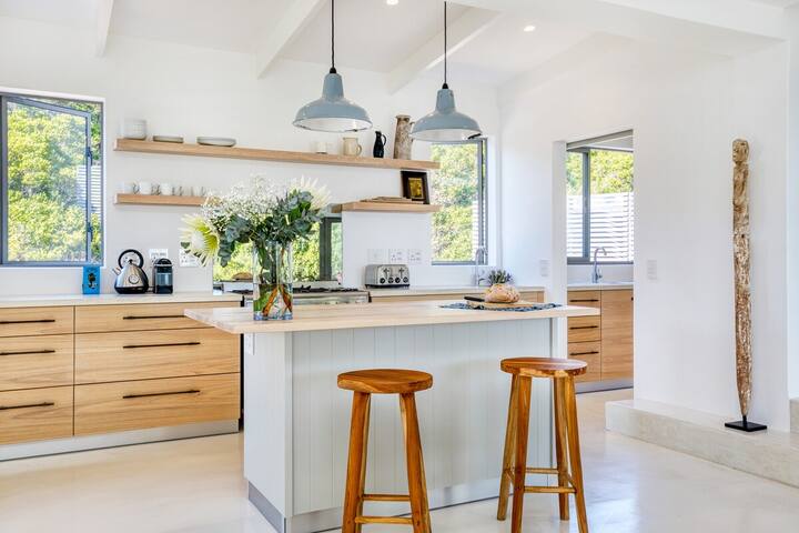 Oystercatcher Beach House gallery image 5