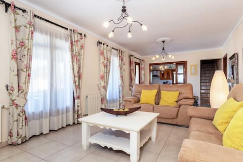 Anuncio de Airbnb popular: Villa Gran Vista en Muro