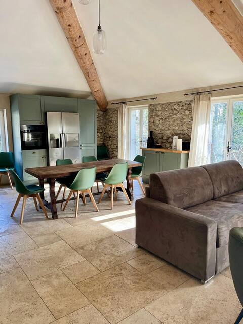 The East Up - Apartment with park view, 1st floor