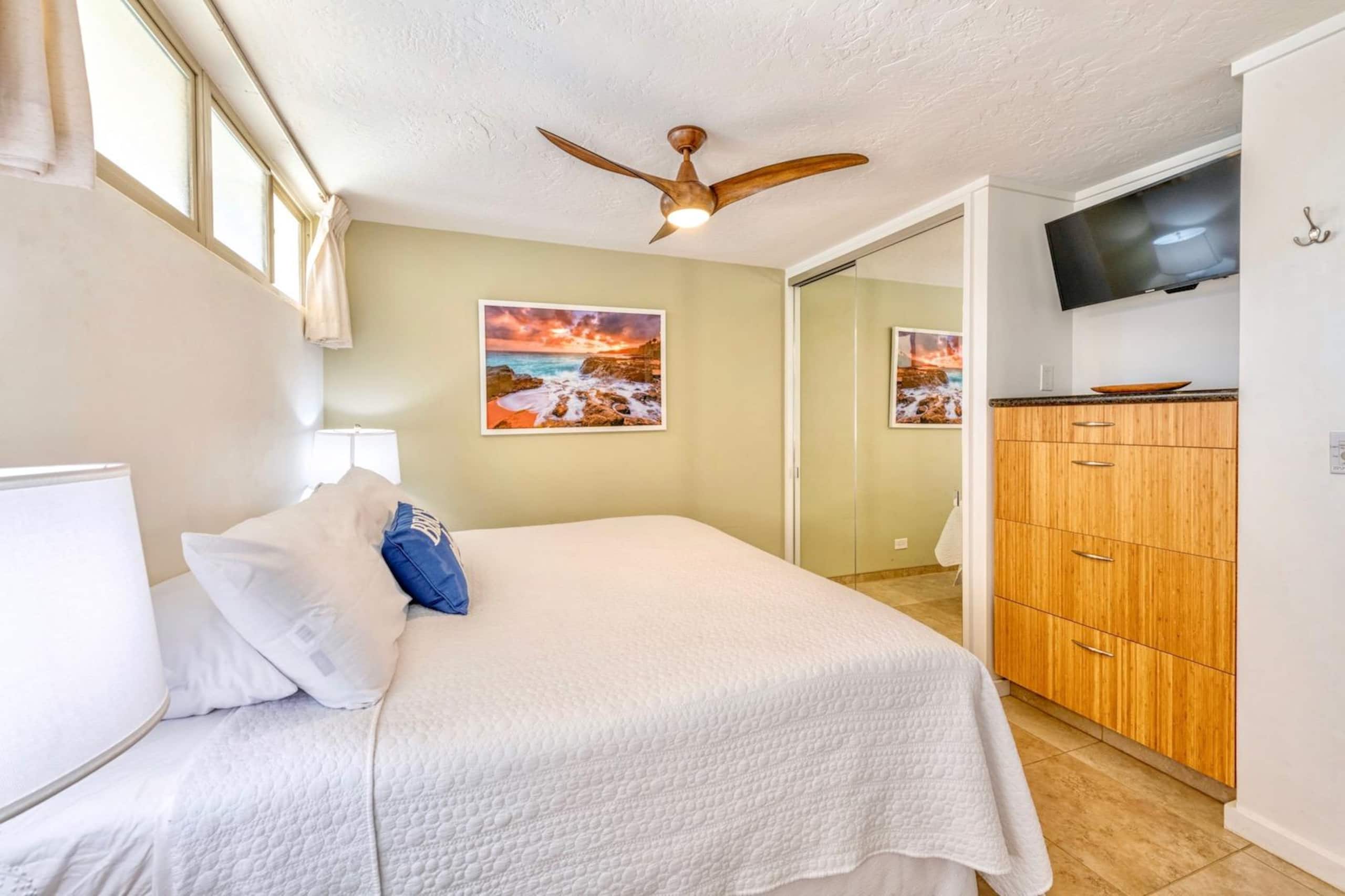 Condo in Kihei · ★4.96 · 1 bedroom · 2 beds · 1 private bath - Image 32