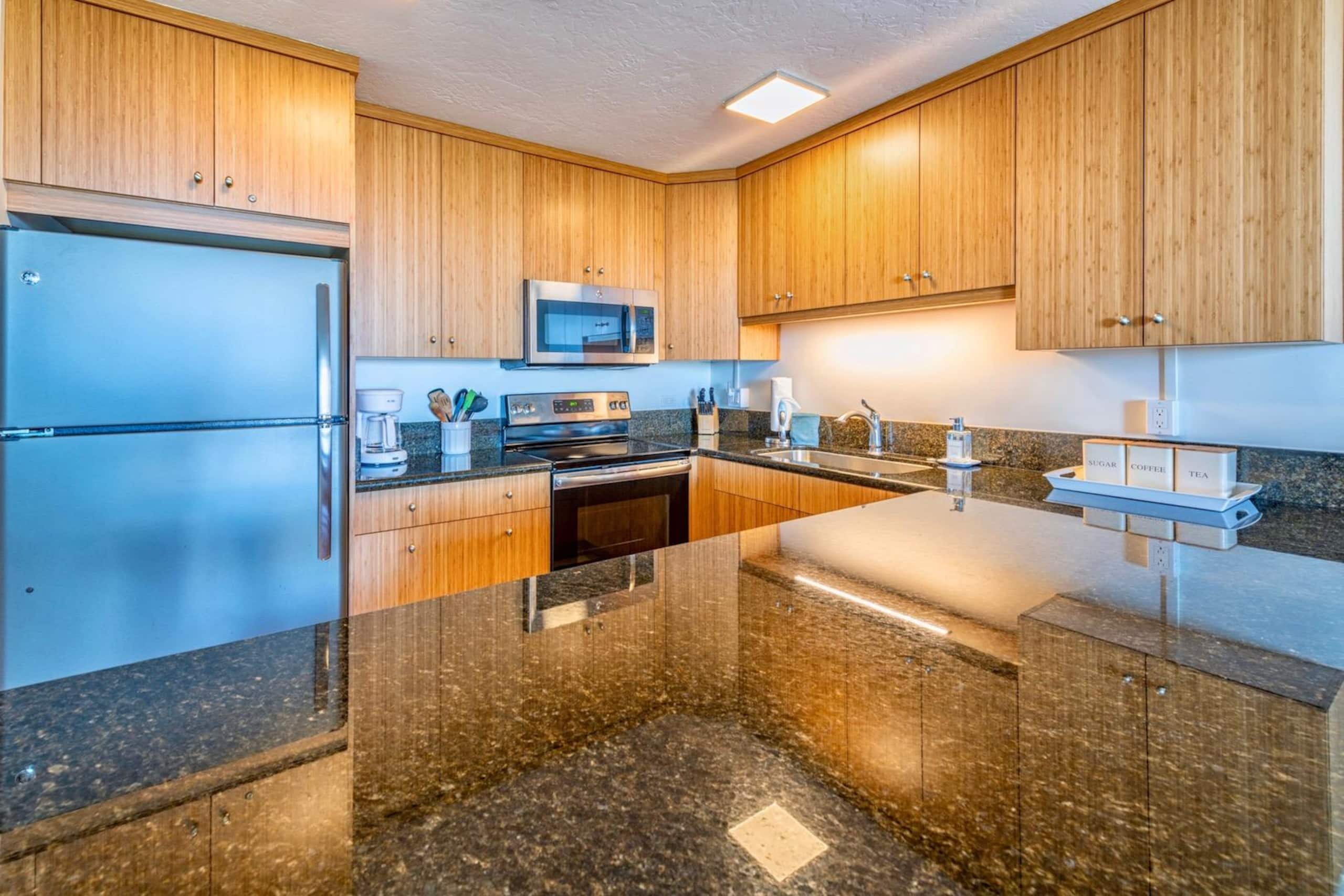 Condo in Kihei · ★4.96 · 1 bedroom · 2 beds · 1 private bath - Image 27