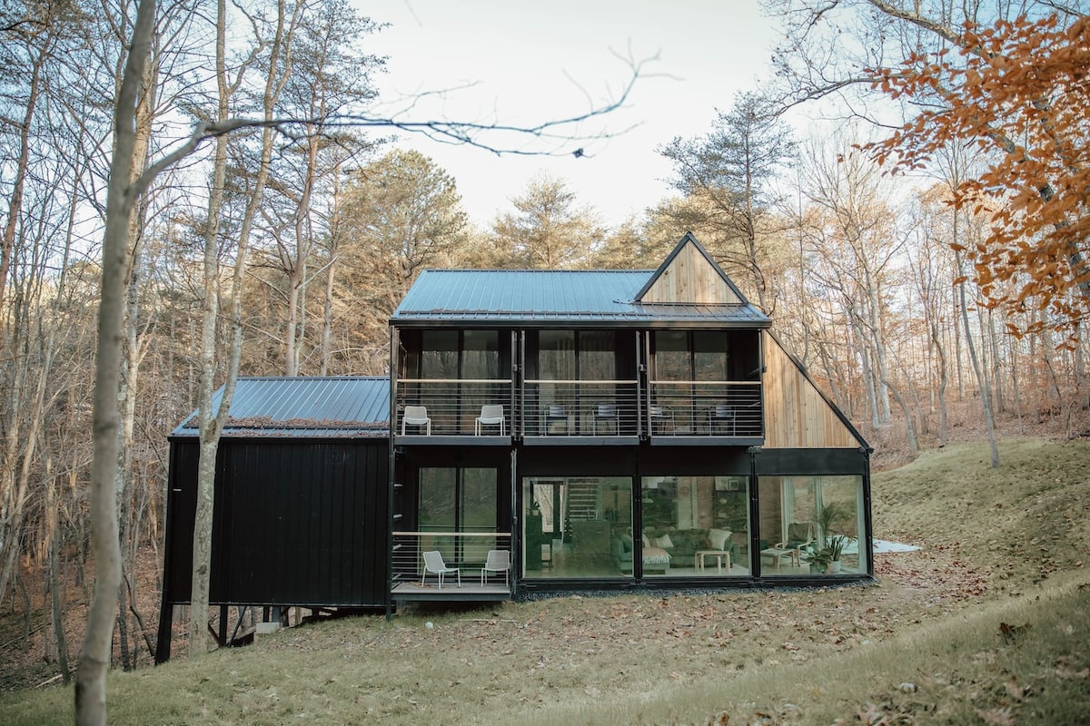 The Hygge Box Hop - Hocking Hills - Cabins for Rent in Rockbridge