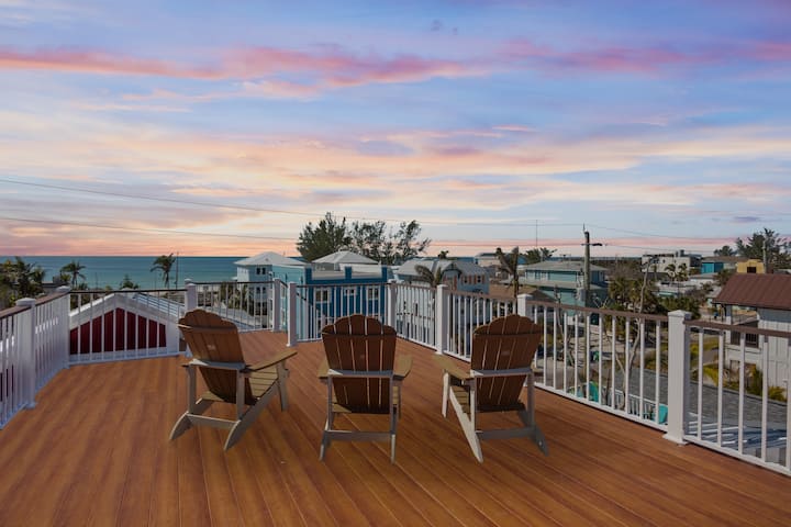 Private Home With Custom Pool And Spa! - Bradenton Beach, FL