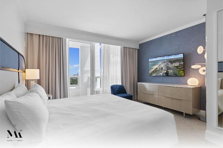 Fontainebleau|1br W/ Bay, City + Ocean Views - South Beach, FL