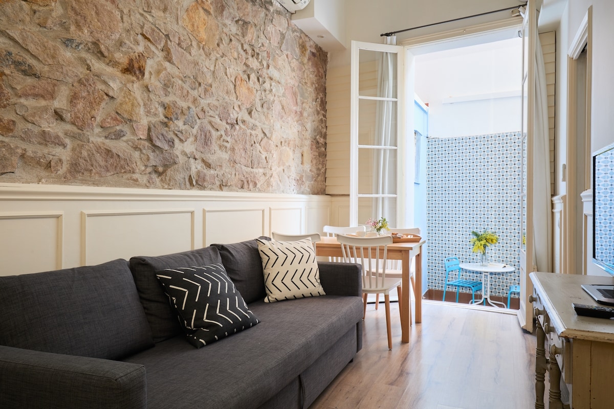 Top Airbnb: Casa Cosi - Patio 2 in El Putxet I El Farró
