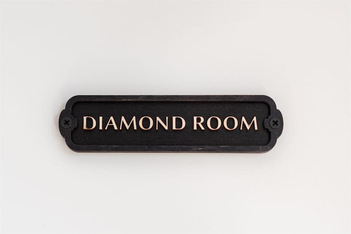 Čarolija je „The Diamond Room”