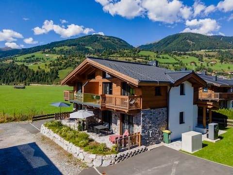 Luxury chalet with sauna and ski storage