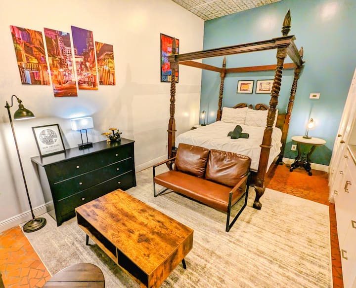 バーボンストリートの歴史あるフレンチクオーターにあるゲストハウス