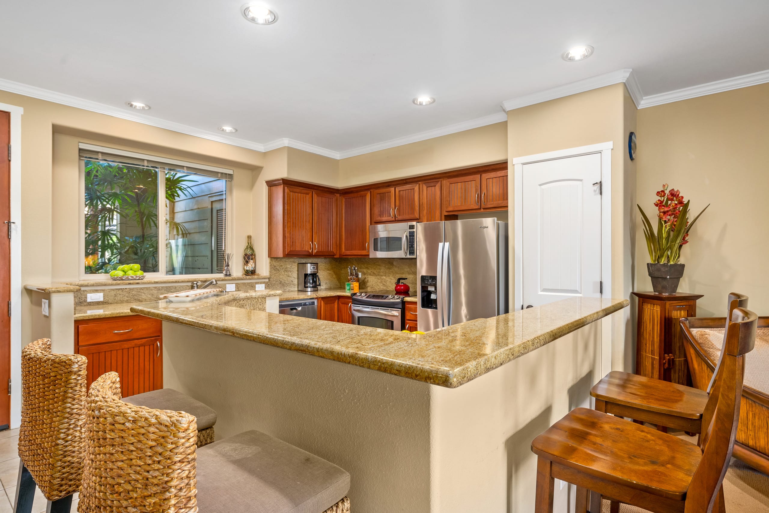 Condo in Waimea · ★4.83 · 2 bedrooms · 2 beds · 2 baths - Image 22