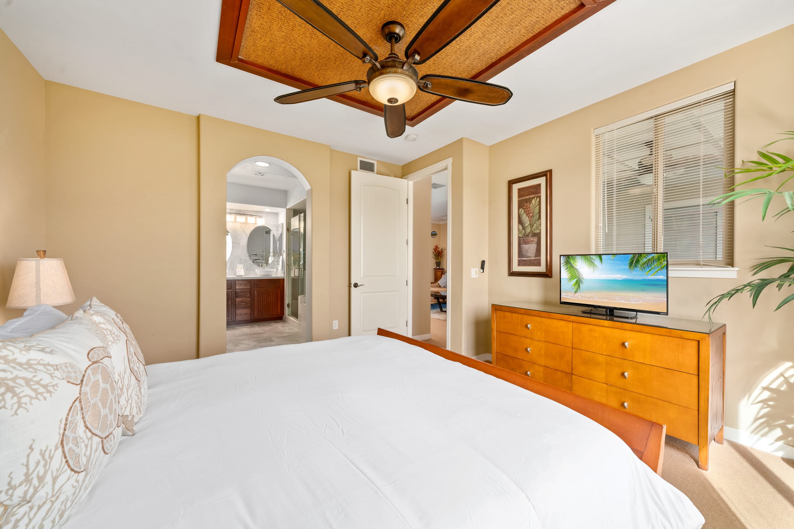Condo in Waimea · ★4.83 · 2 bedrooms · 2 beds · 2 baths - Image 5