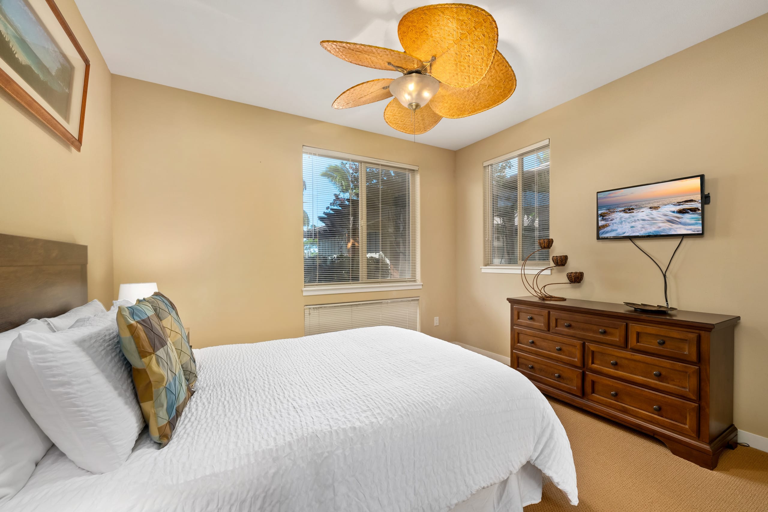 Condo in Waimea · ★4.83 · 2 bedrooms · 2 beds · 2 baths - Image 8