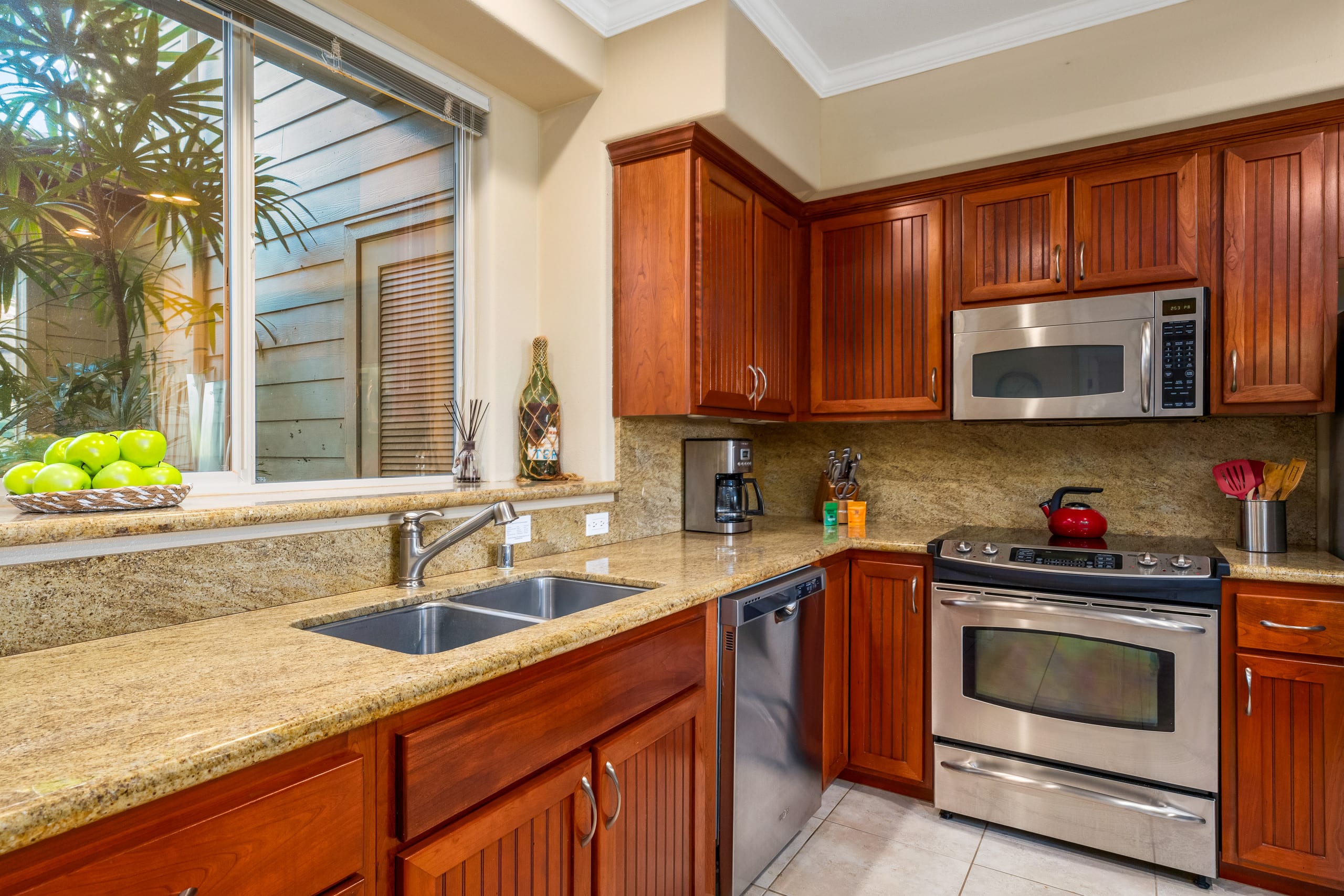 Condo in Waimea · ★4.83 · 2 bedrooms · 2 beds · 2 baths - Image 26