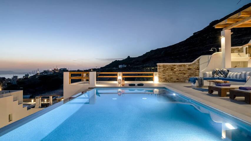 Luxurious Villa Infinity with Private Pool gallery image 4