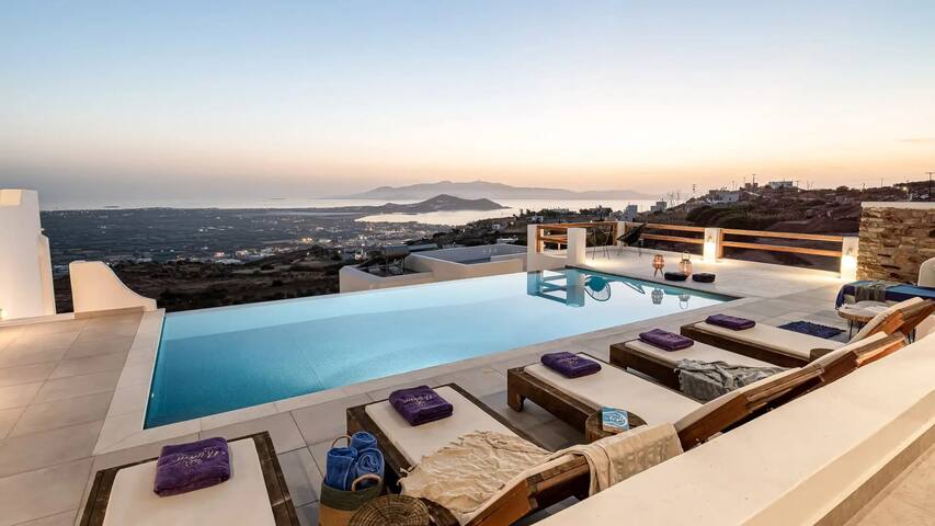 Luxurious Villa Infinity with Private Pool gallery image 3