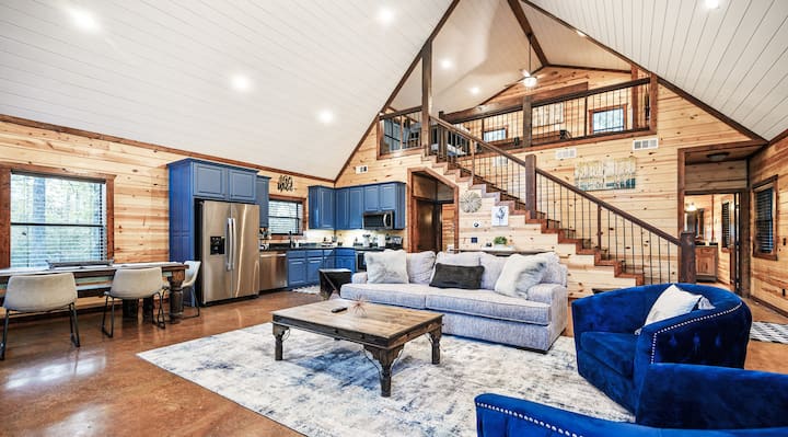 Infinity Bliss- Large King Br + Bunkrm/gaming Loft - Broken Bow, OK