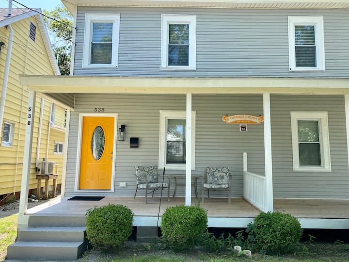 Orange Crush Townhome Ii, Beach & Pet-friendly - Cape Charles, VA