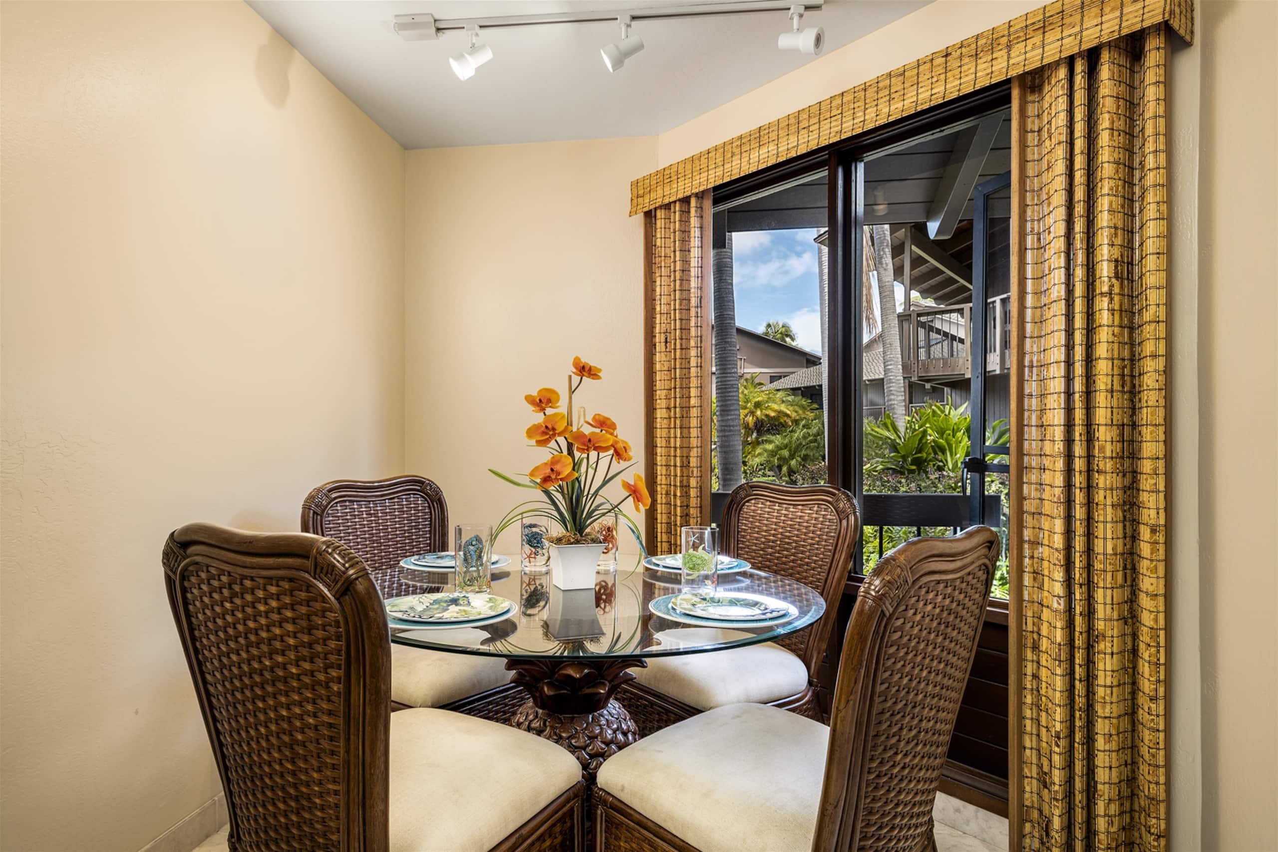 Condo in Kailua-Kona · ★4.73 · 1 bedroom · 2 beds · 1 bath - Image 5