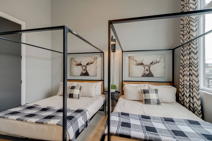 חדר שינה 1 - שתי מיטות מלאות