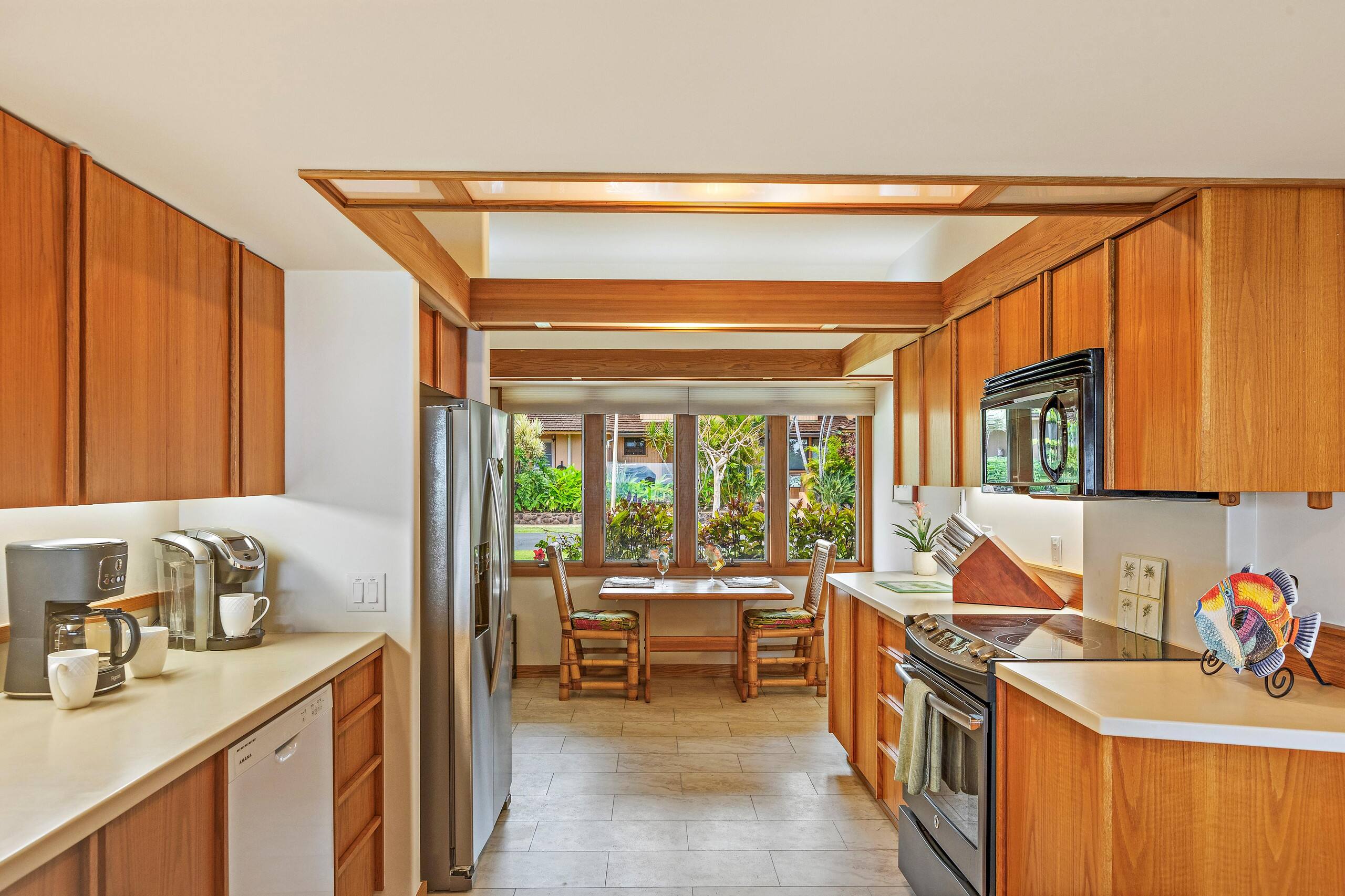 Townhouse in Lahaina · ★5.0 · 2 bedrooms · 3 beds · 2 baths - Image 65