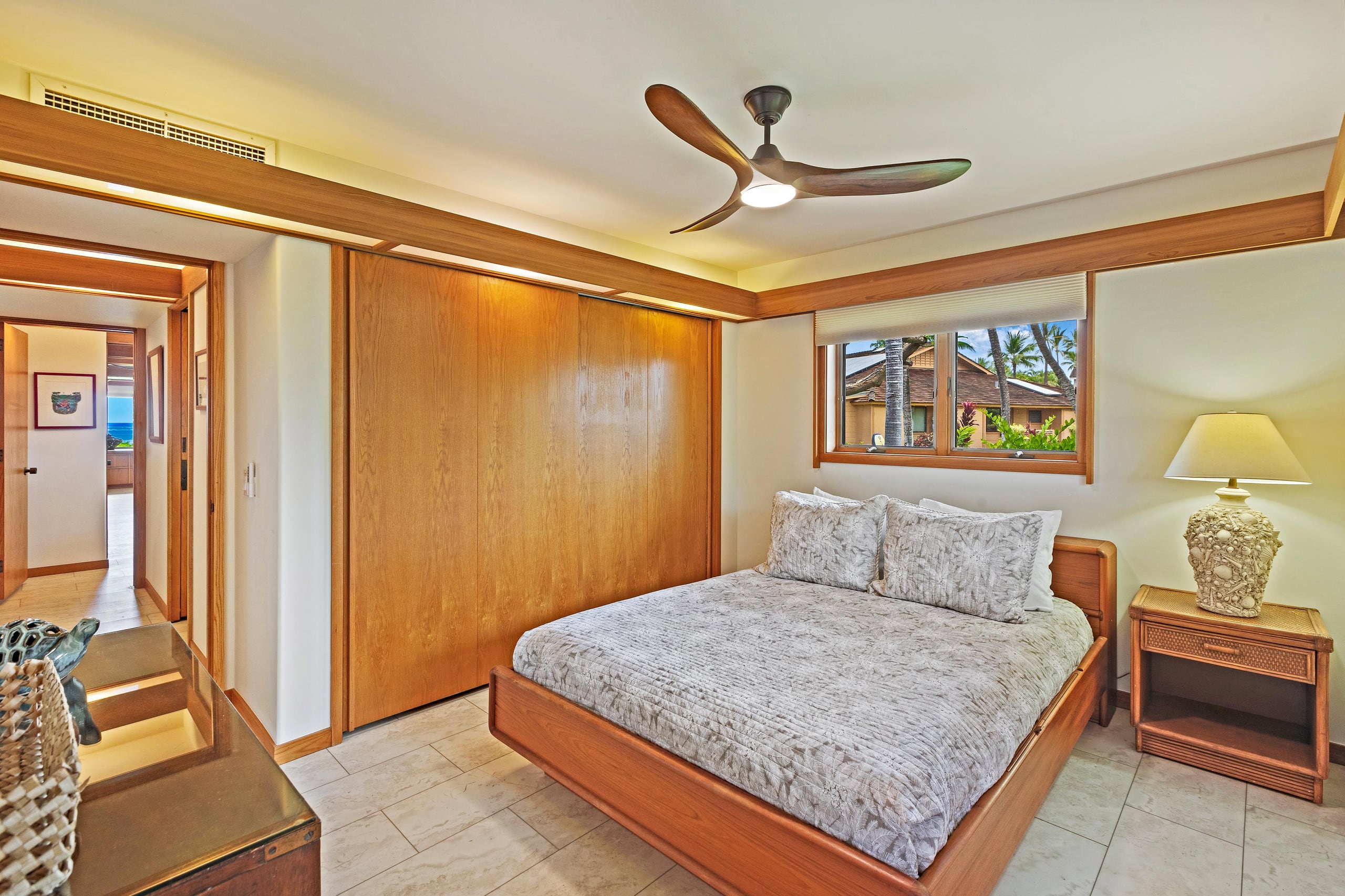 Townhouse in Lahaina · ★5.0 · 2 bedrooms · 3 beds · 2 baths - Image 63
