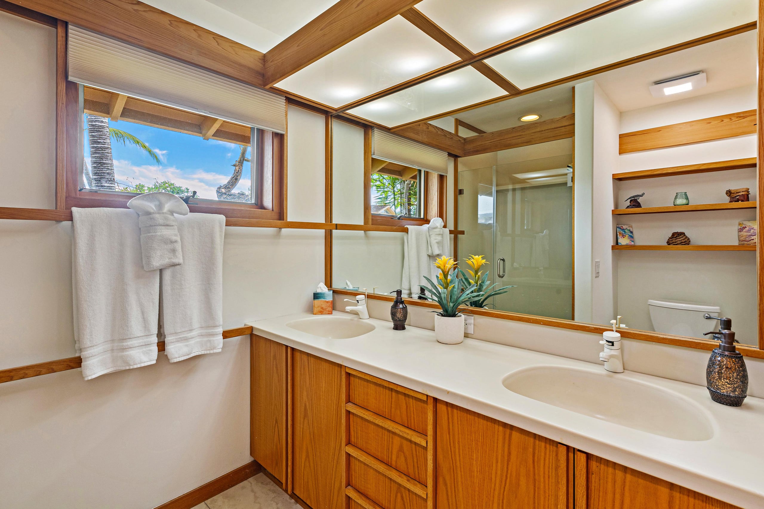 Townhouse in Lahaina · ★5.0 · 2 bedrooms · 3 beds · 2 baths - Image 77