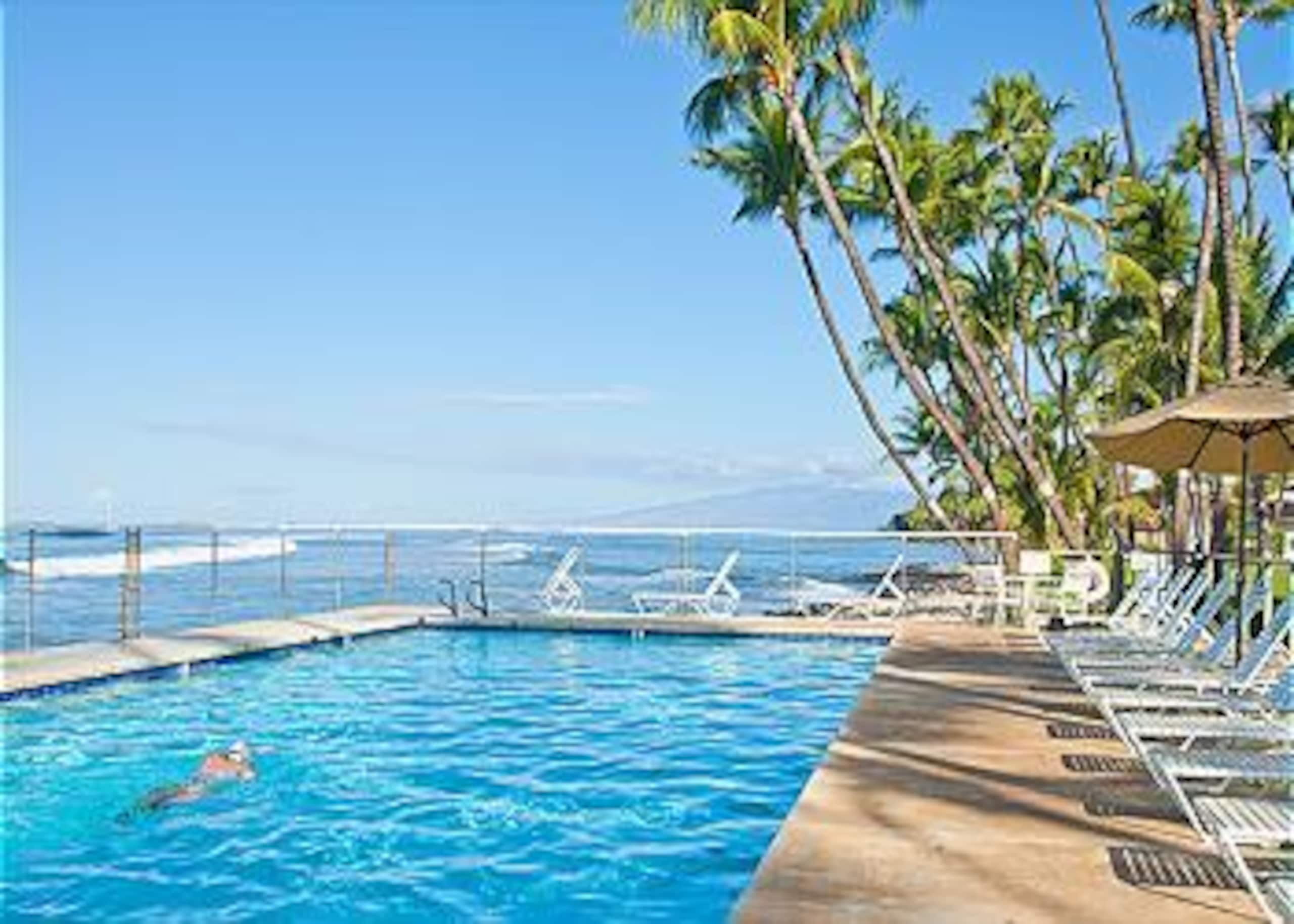 Townhouse in Lahaina · ★5.0 · 2 bedrooms · 3 beds · 2 baths - Image 45