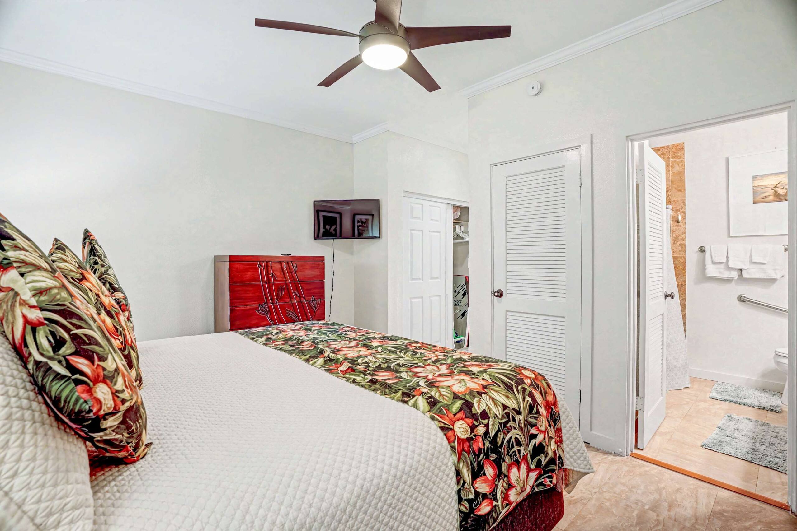Condo in Kapaa · ★5.0 · 1 bedroom · 1 bed · 2 baths - Image 13