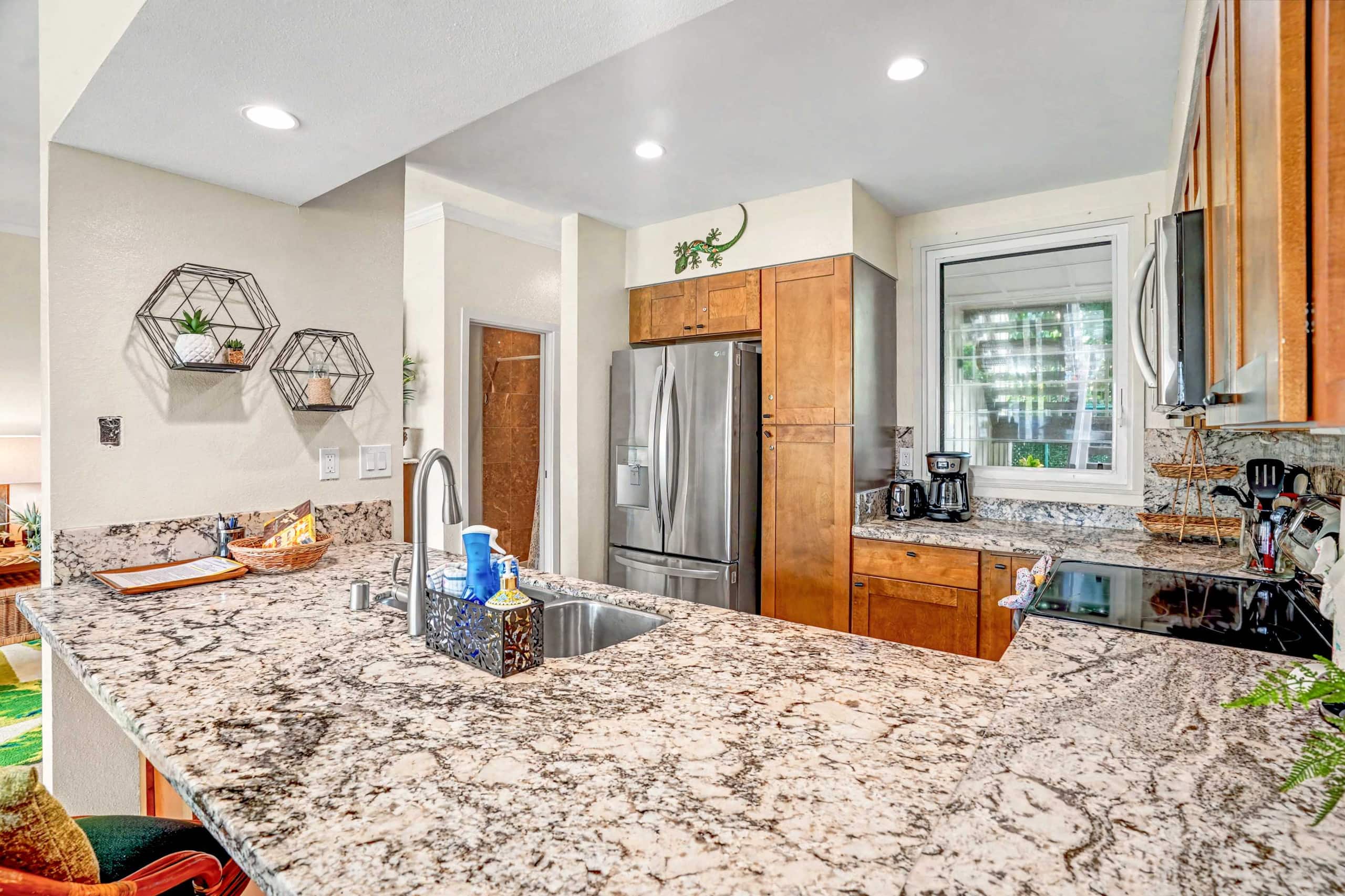 Condo in Kapaa · ★5.0 · 1 bedroom · 1 bed · 2 baths - Image 6