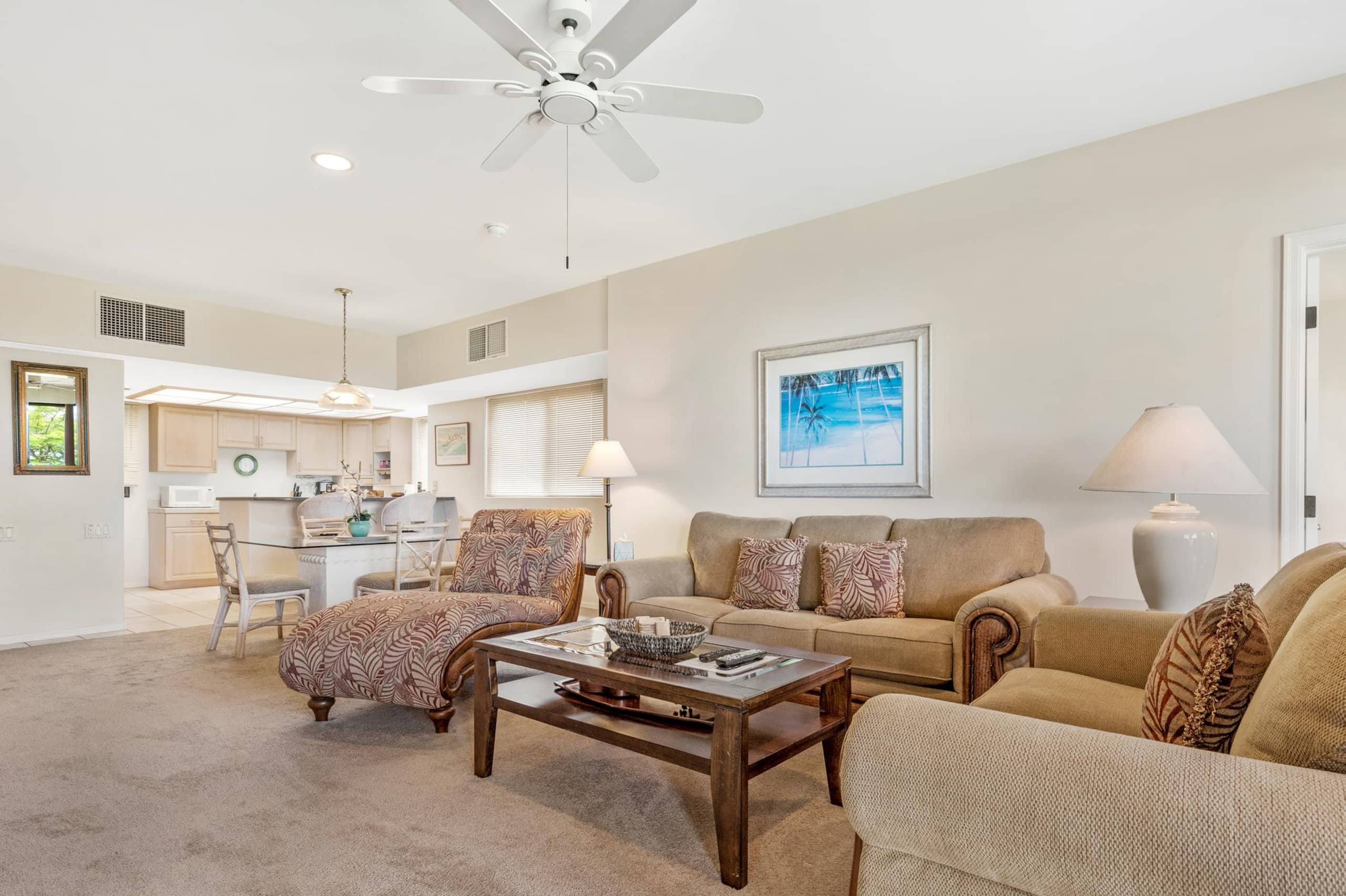 Golf course condo w/ ocean view lanai - Photo 15