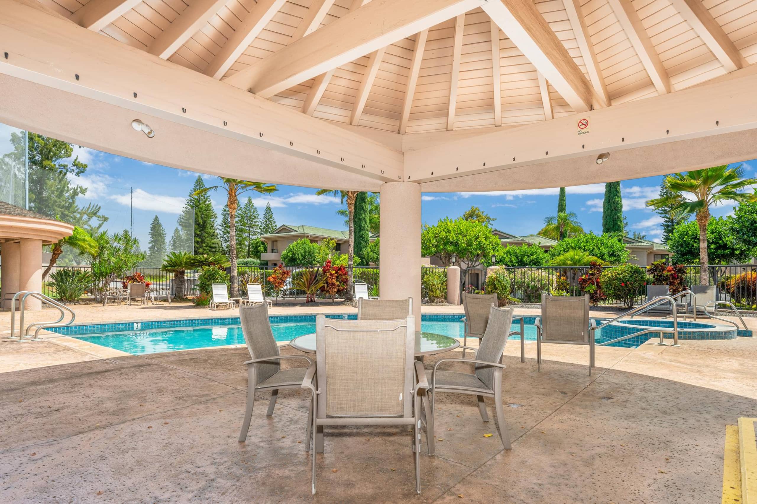 Golf course condo w/ ocean view lanai - Photo 46