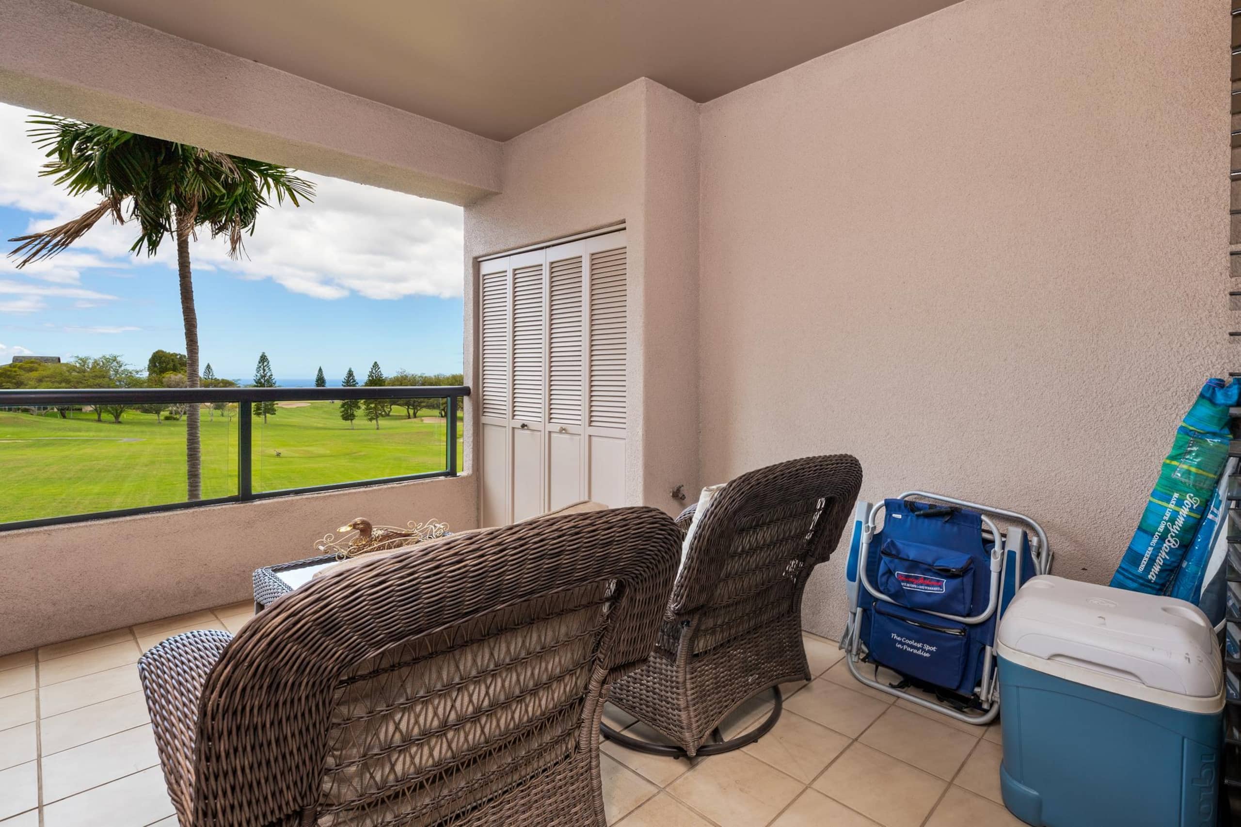 Golf course condo w/ ocean view lanai - Photo 8