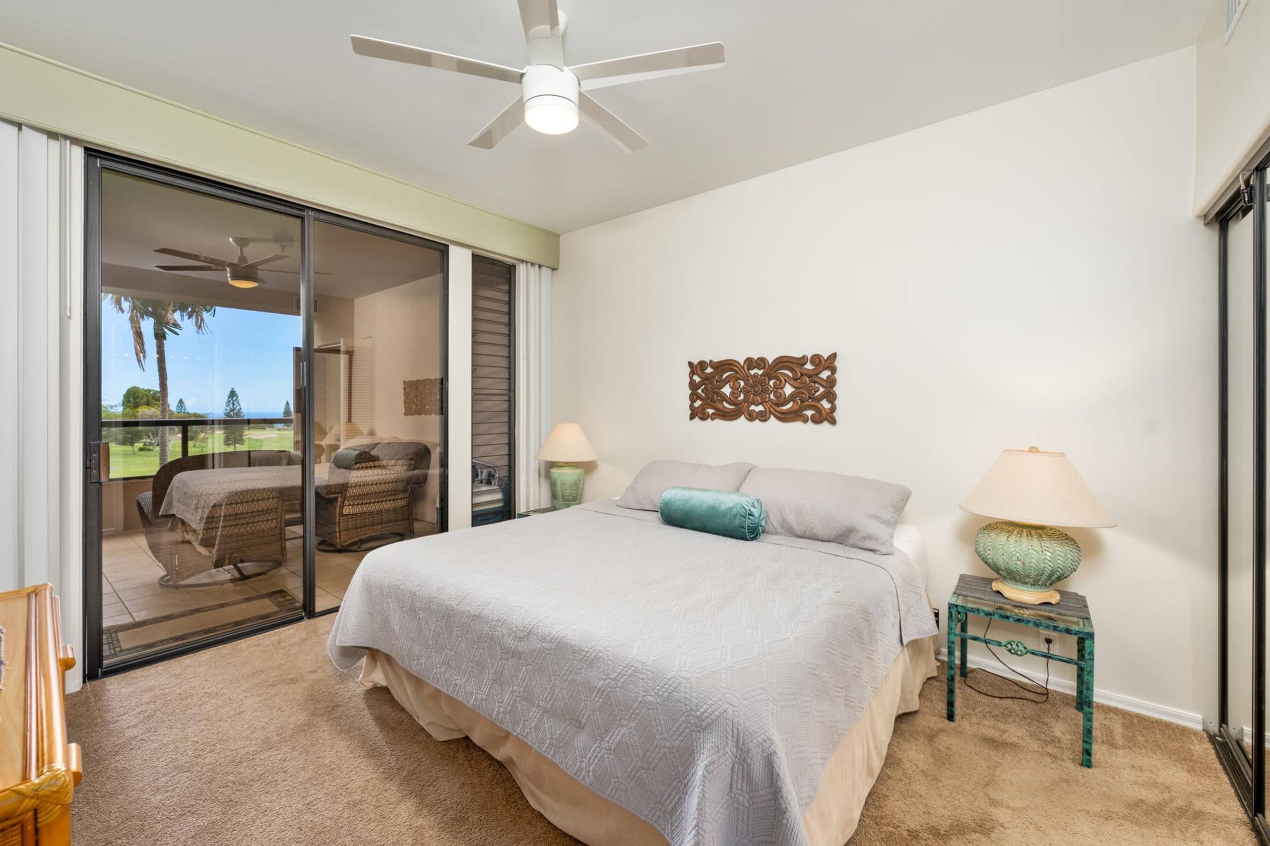 Golf course condo w/ ocean view lanai - Photo 36