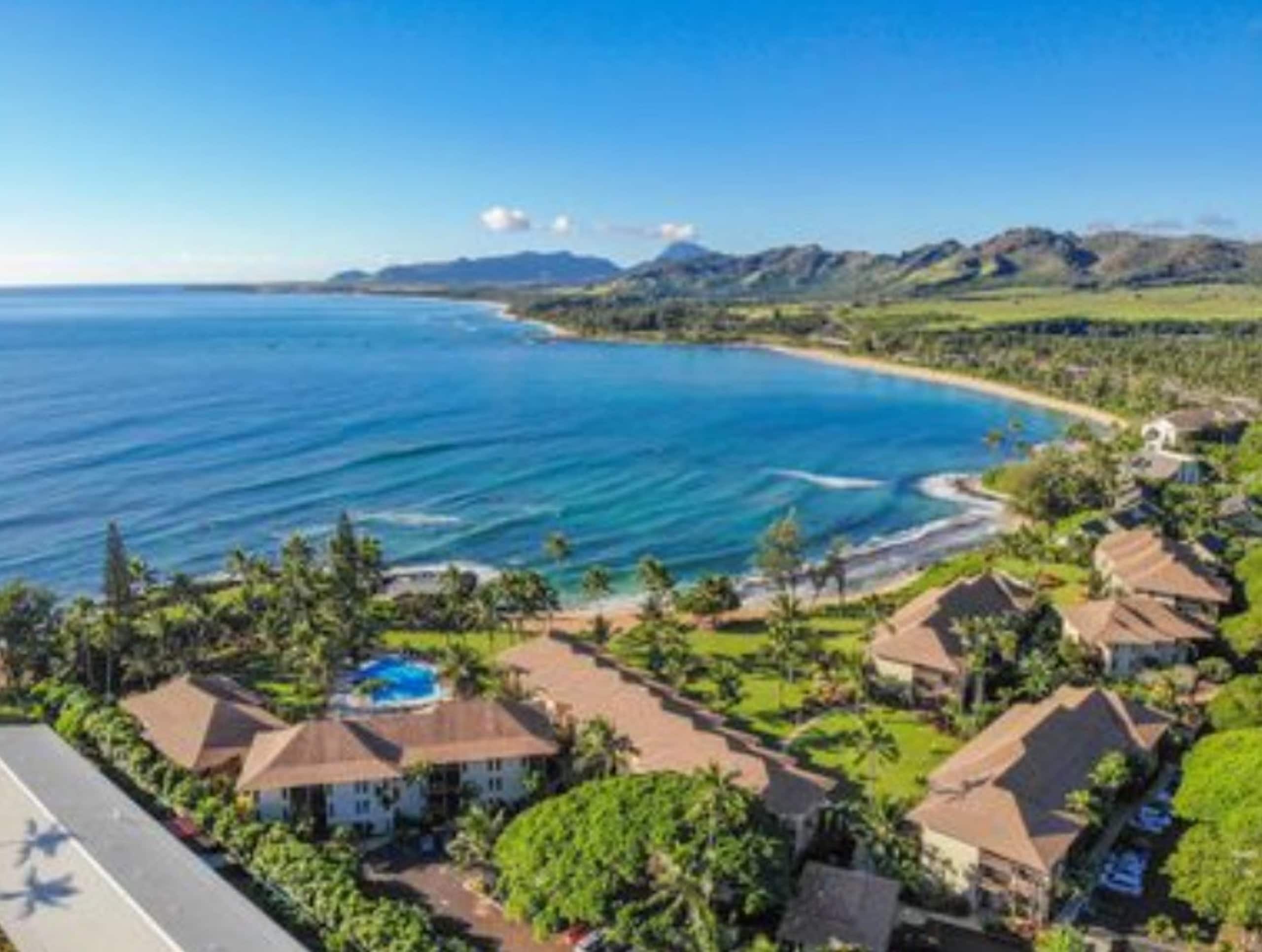 Condo in Kapaa · ★4.6 · 1 bedroom · 2 beds · 1.5 shared baths - Image 3