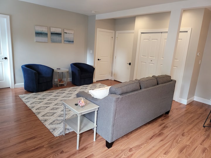32 Nights Tax Free ! Getaway 4 - Lowell, MA