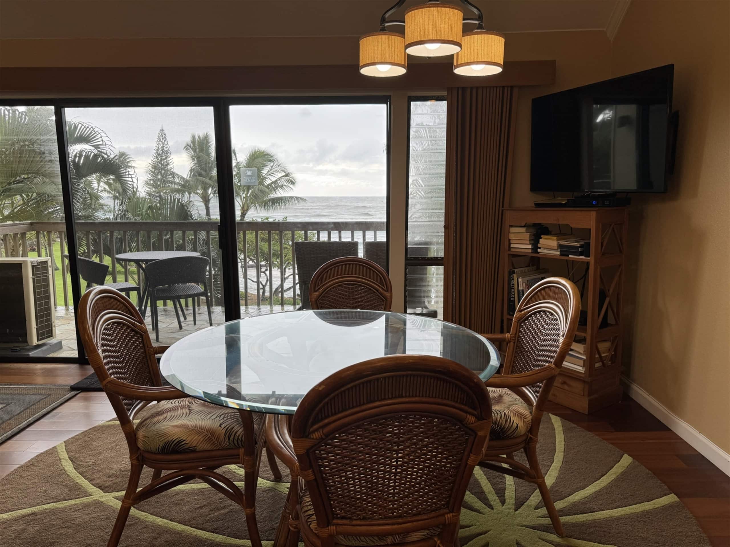 Condo in Kapaa · ★4.64 · 1 bedroom · 2 beds · 1.5 baths - Image 15