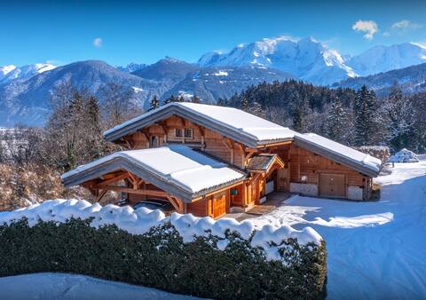 Base for 14 with spa Mont Blanc views