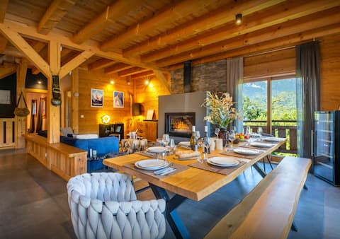 Base for 14 with spa Mont Blanc views