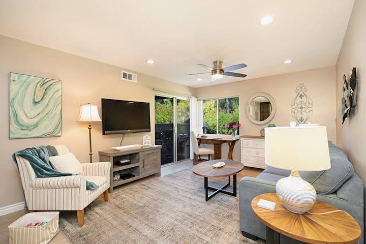 Walk To Strands Beach - Updated, Comfortable And - Dana Point, CA