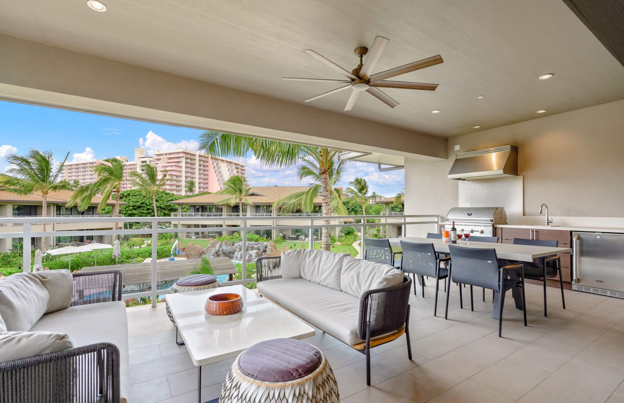 Condo in Lahaina · ★4.96 · 3 bedrooms · 4 beds · 3 baths - Image 1
