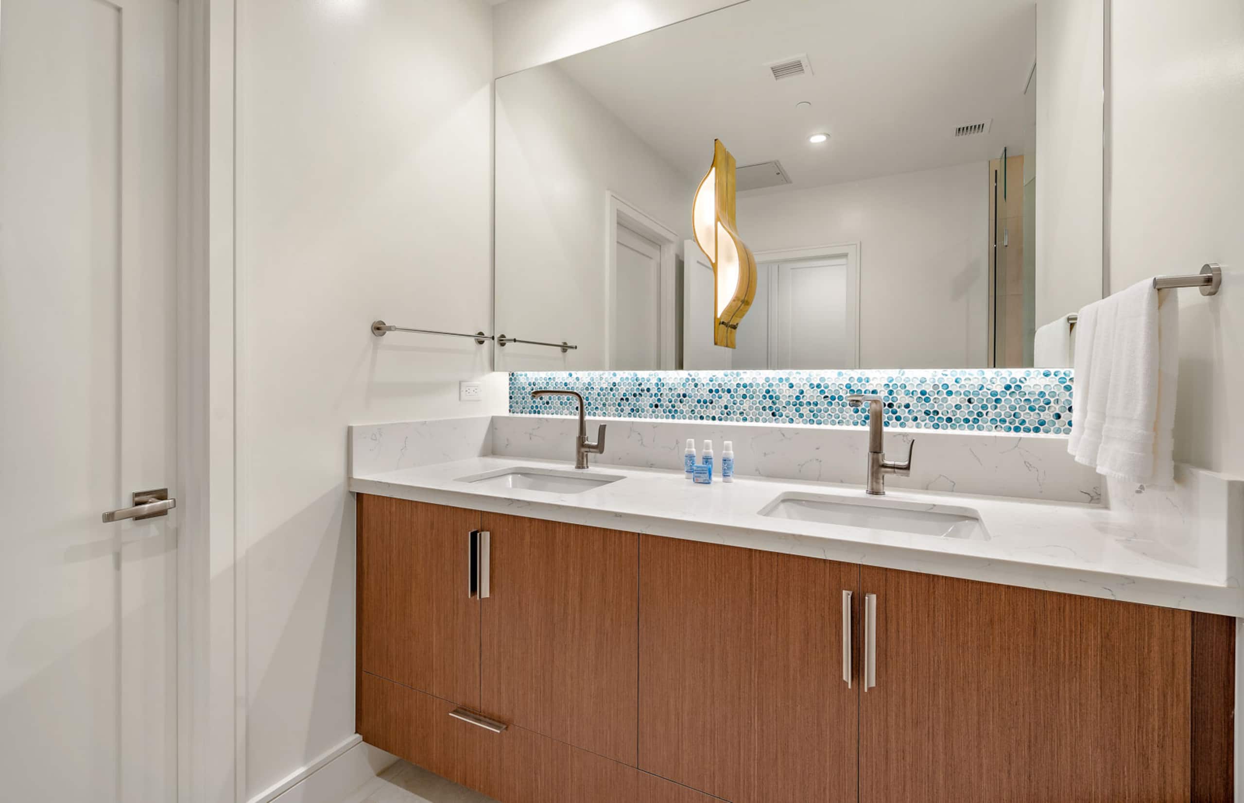 Condo in Lahaina · ★4.96 · 3 bedrooms · 4 beds · 3 baths - Image 22