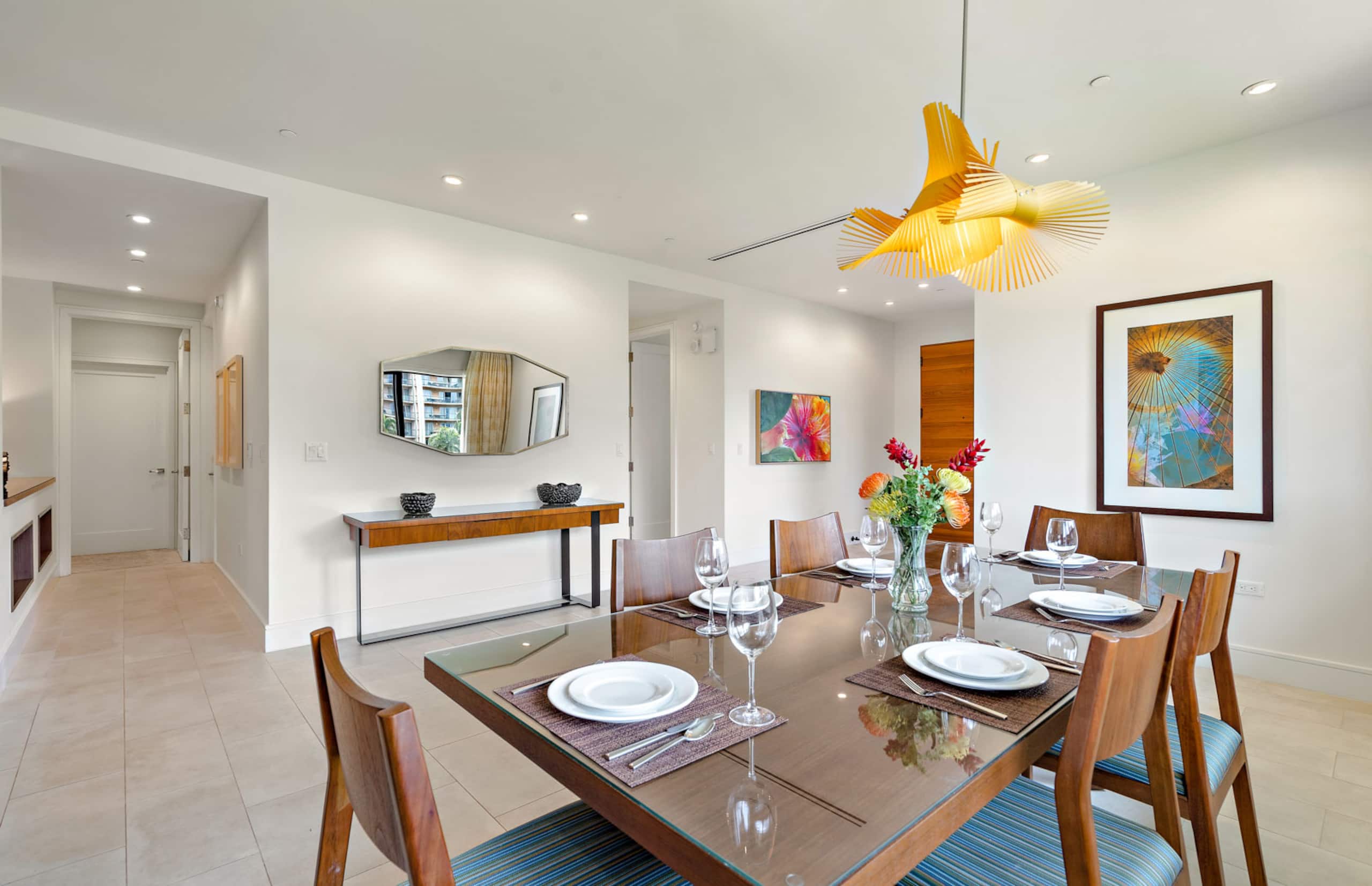 Condo in Lahaina · ★4.96 · 3 bedrooms · 4 beds · 3 baths - Image 11