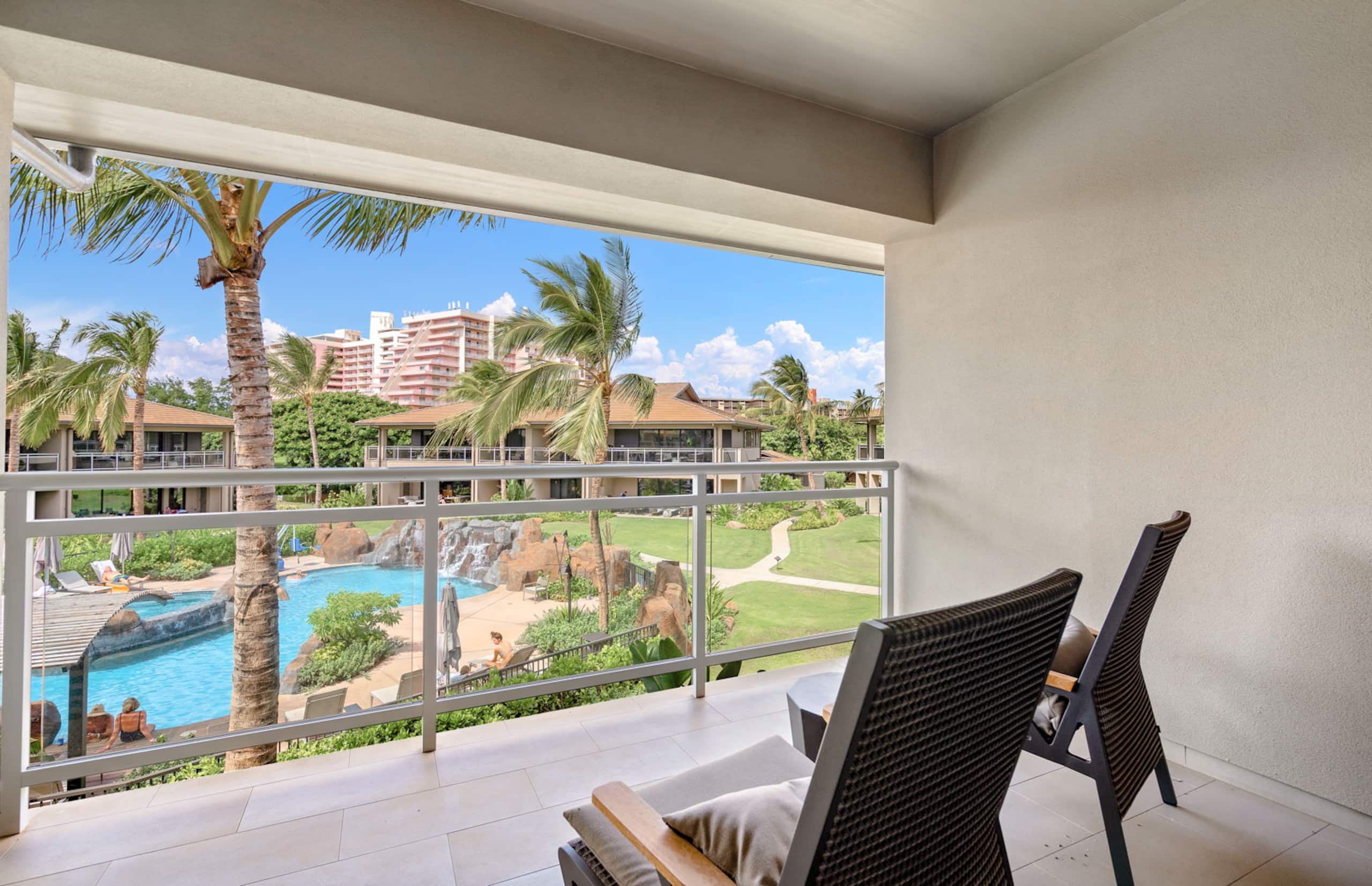 Condo in Lahaina · ★4.96 · 3 bedrooms · 4 beds · 3 baths - Image 19