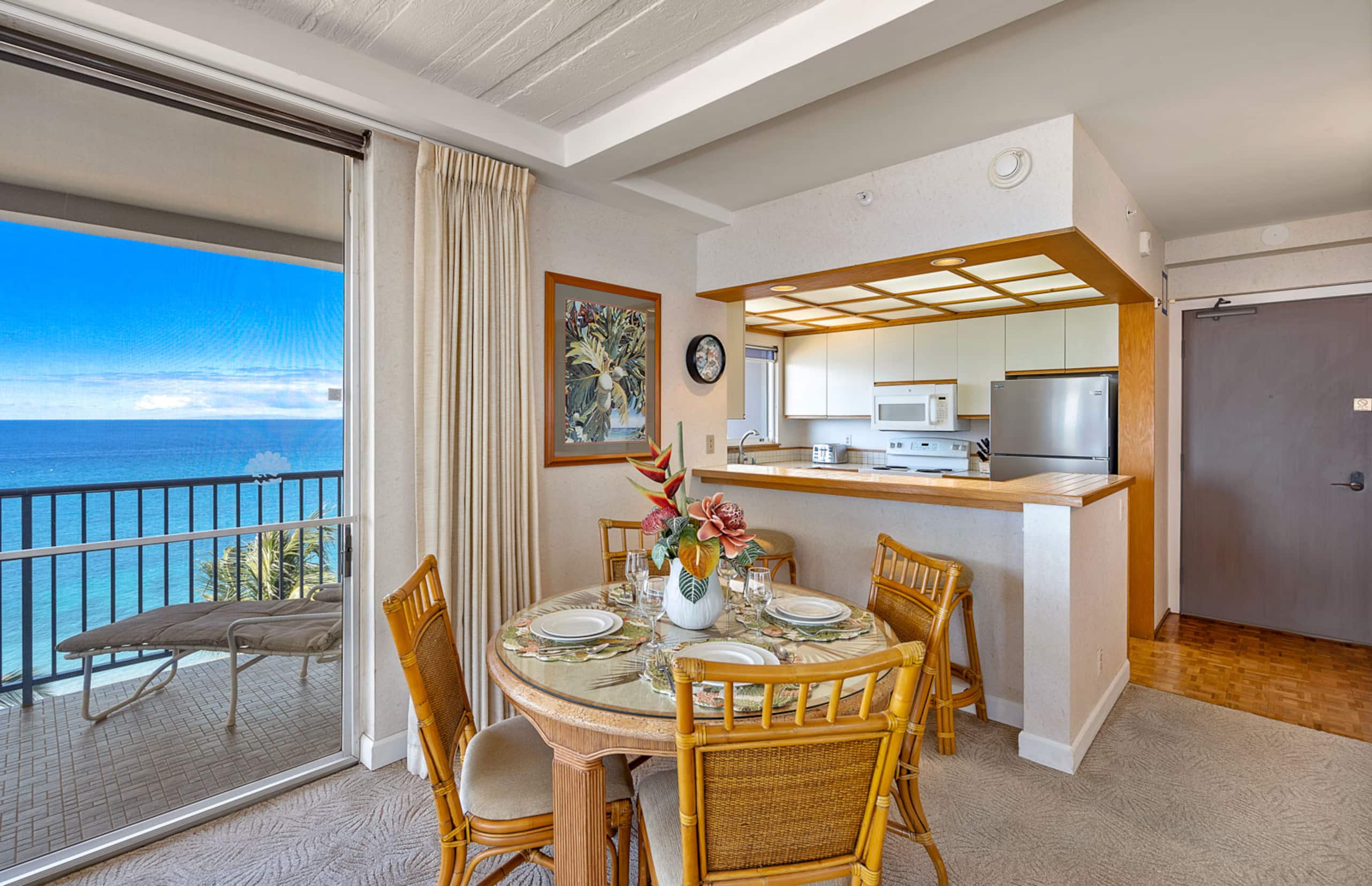 Condo in Lahaina · ★5.0 · 1 bedroom · 2 beds · 2 baths - Image 9